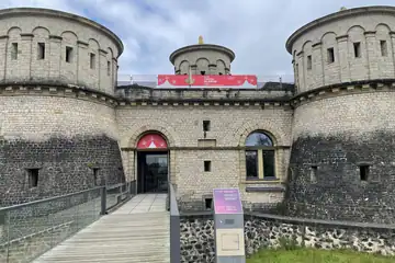 Musée Dräi Eechelen : forteresse, histoire, identités