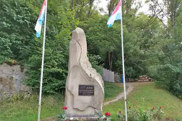 Bollendorf-Pont 1989 Independence Memorial