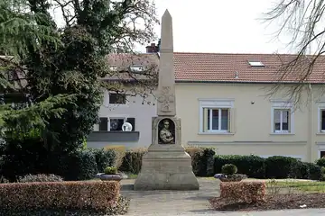John Grün monument